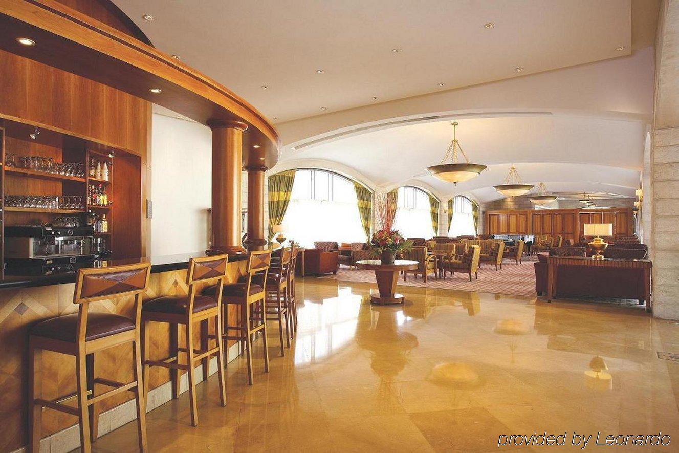 グランド コート ホテル エルサレム レストラン 写真